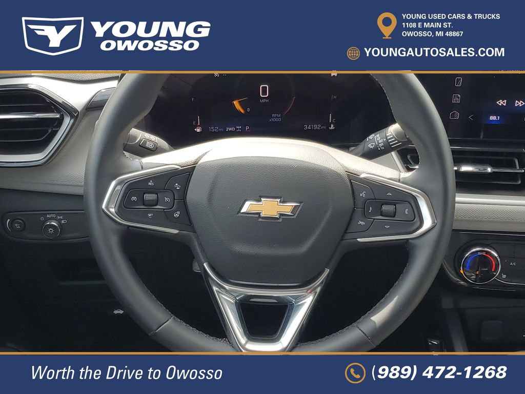 Used 2024 Chevrolet TrailBlazer LT w/ LT Cold Weather Package AWD/4WD image 23