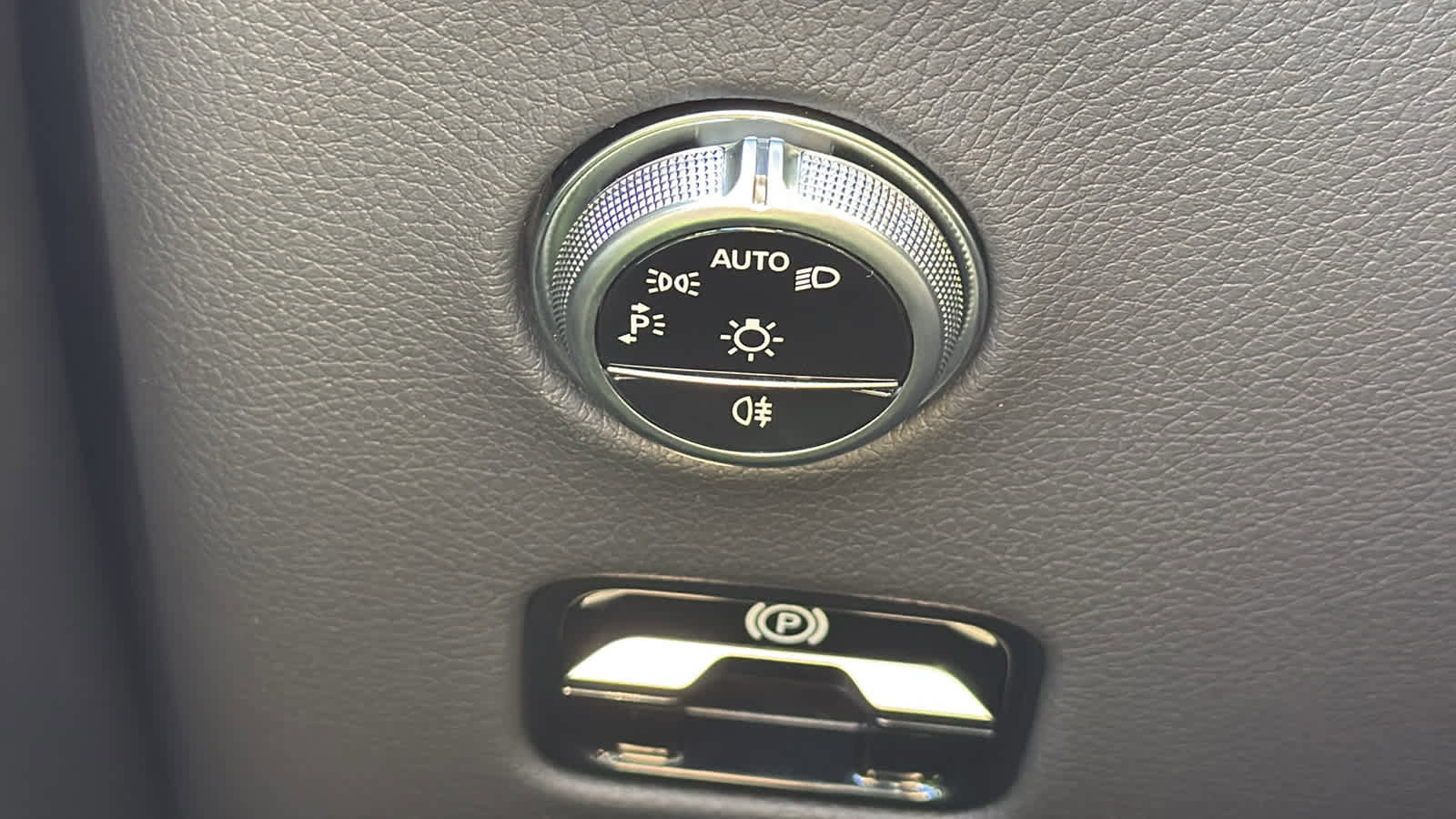 New 2026 Mercedes-Benz GLC 43 AMG 4MATIC image 19