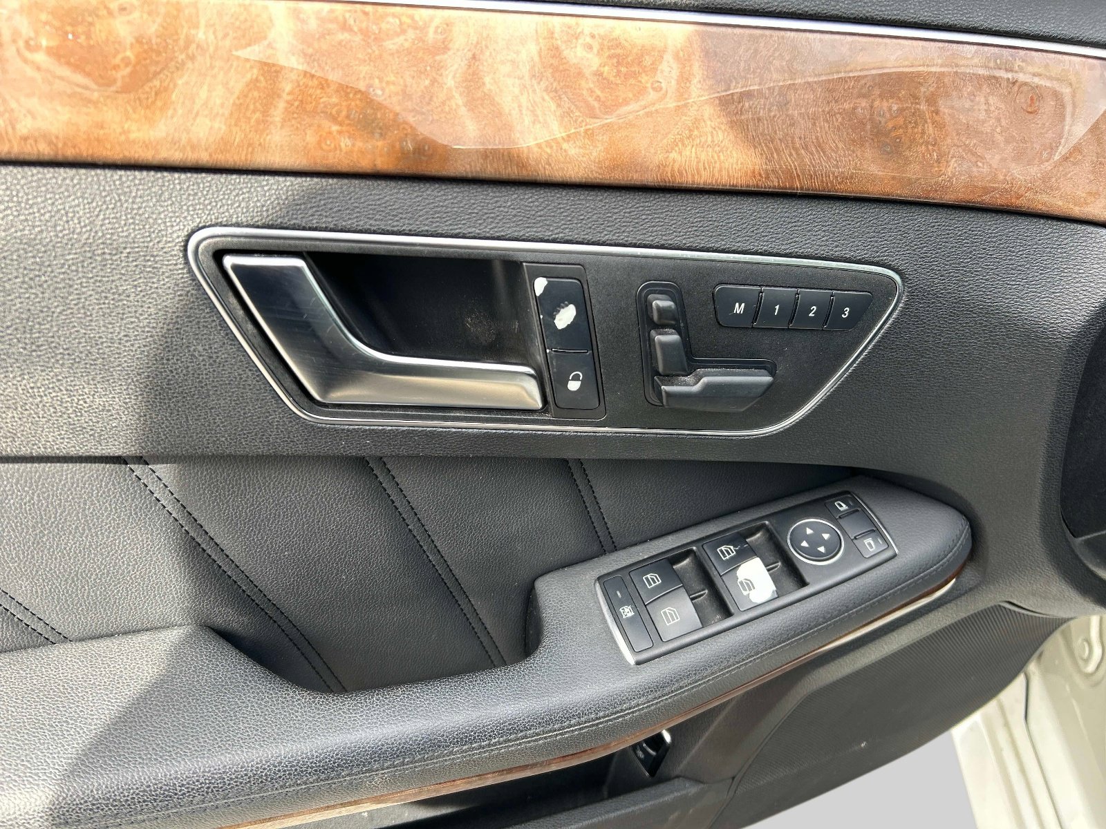 Used 2012 Mercedes-Benz E 350 Sedan image 22