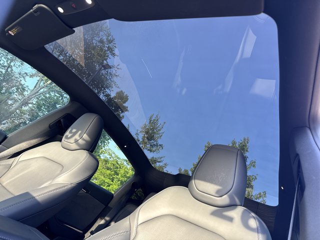 Used 2026 Tesla Model Y 2WD image 34