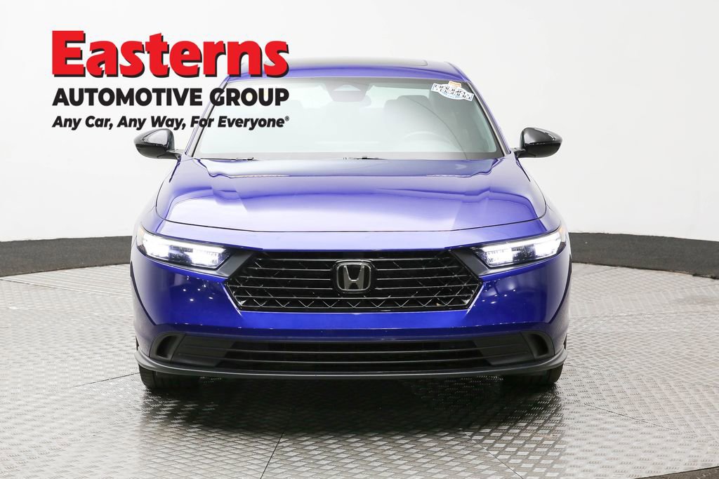 Used 2024 Honda Accord Sport image 2