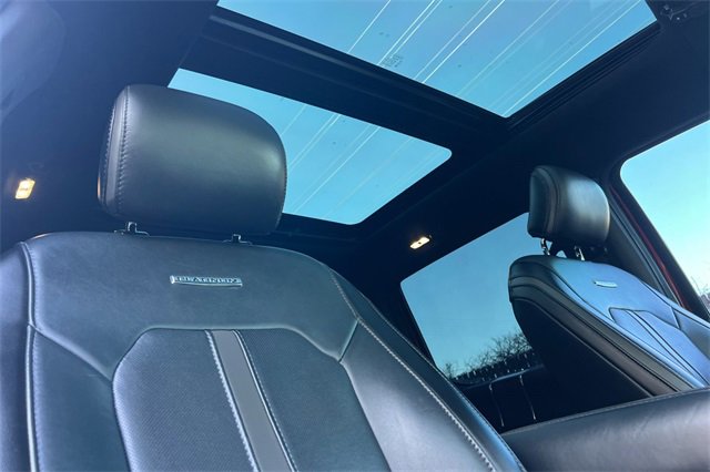 Used 2017 Ford F250 Platinum w/ Platinum Ultimate Package image 18