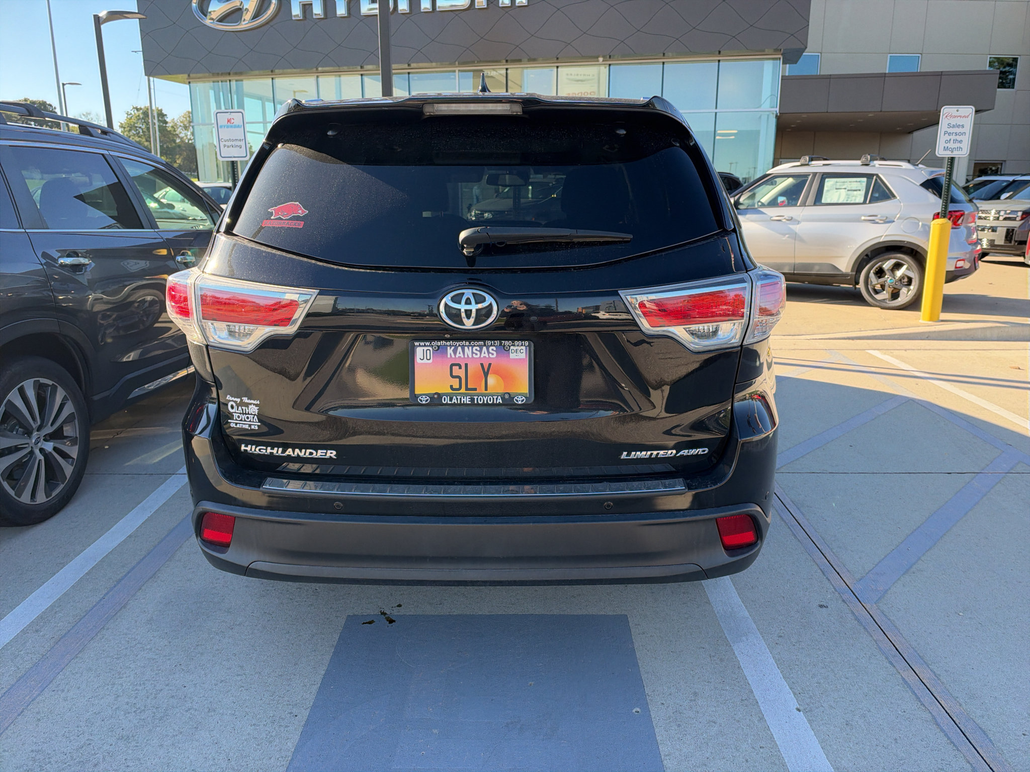 Used 2014 Toyota Highlander Limited Platinum AWD/4WD image 5