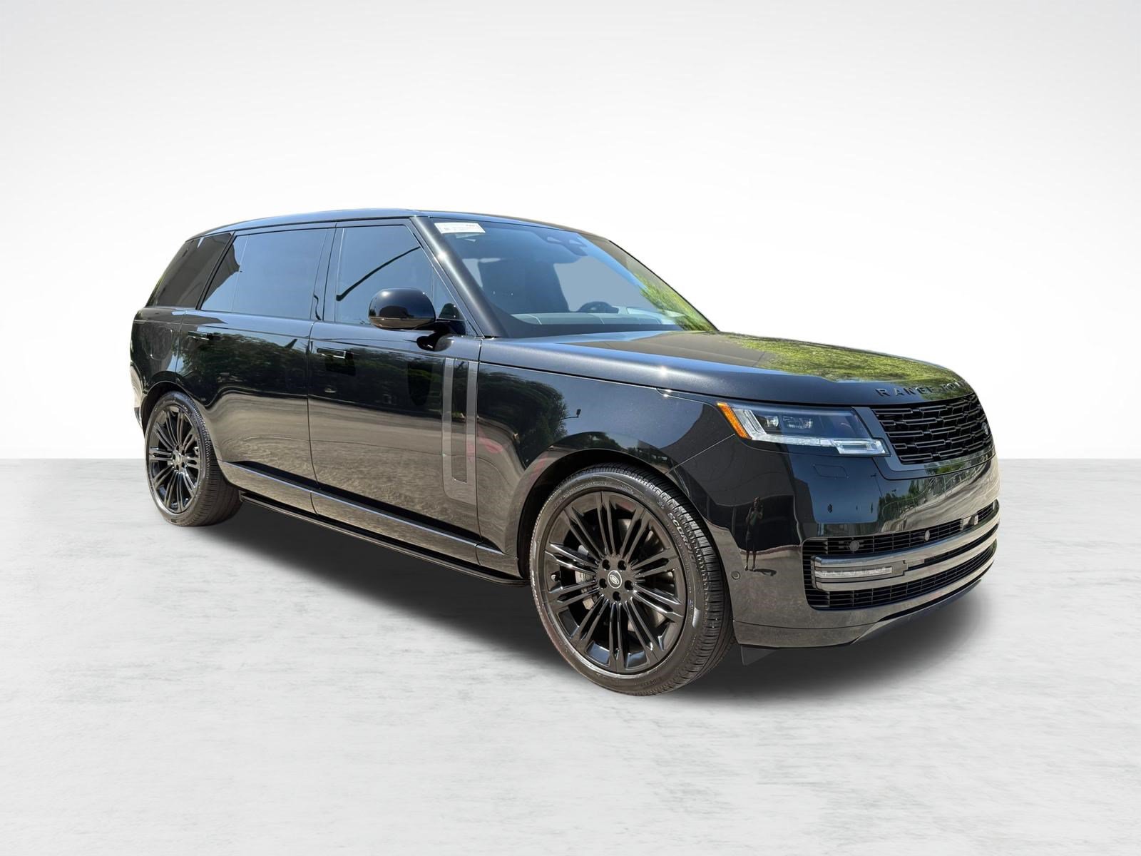 Used 2025 Land Rover Range Rover Long Wheelbase SE AWD/4WD image 6