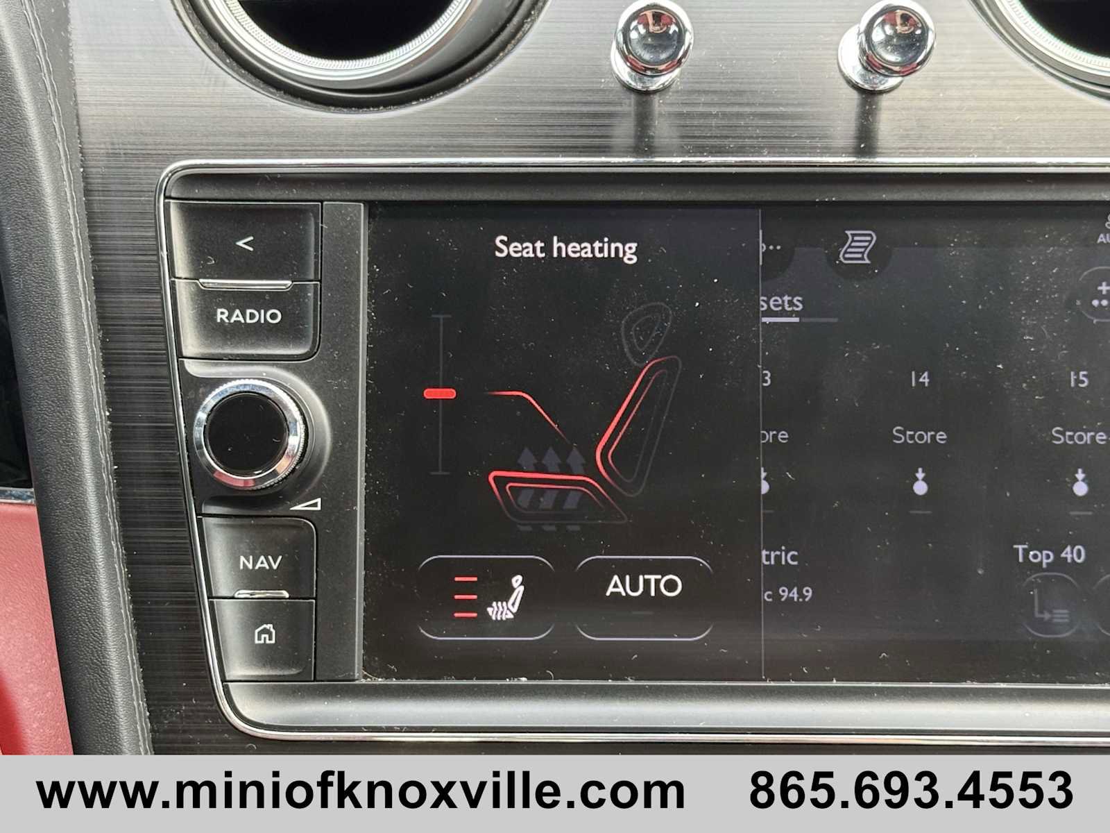 Used 2019 Bentley Bentayga image 22