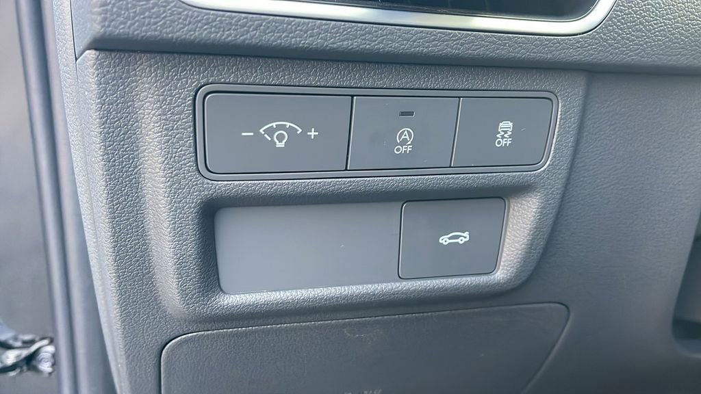 Certified 2025 Hyundai Sonata SE image 26
