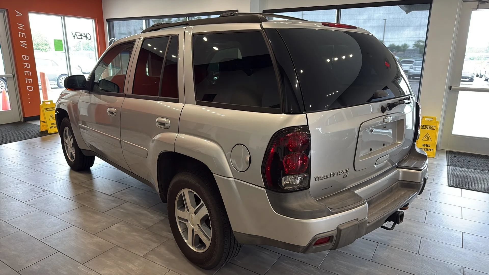 Used 2005 Chevrolet TrailBlazer LT RWD image 5