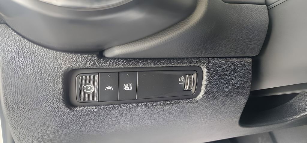 Used 2026 Chevrolet Equinox EV LT FWD image 25