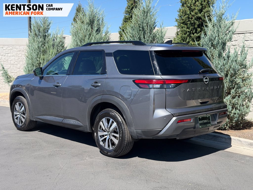 Used 2026 Nissan Pathfinder SL AWD/4WD image 5