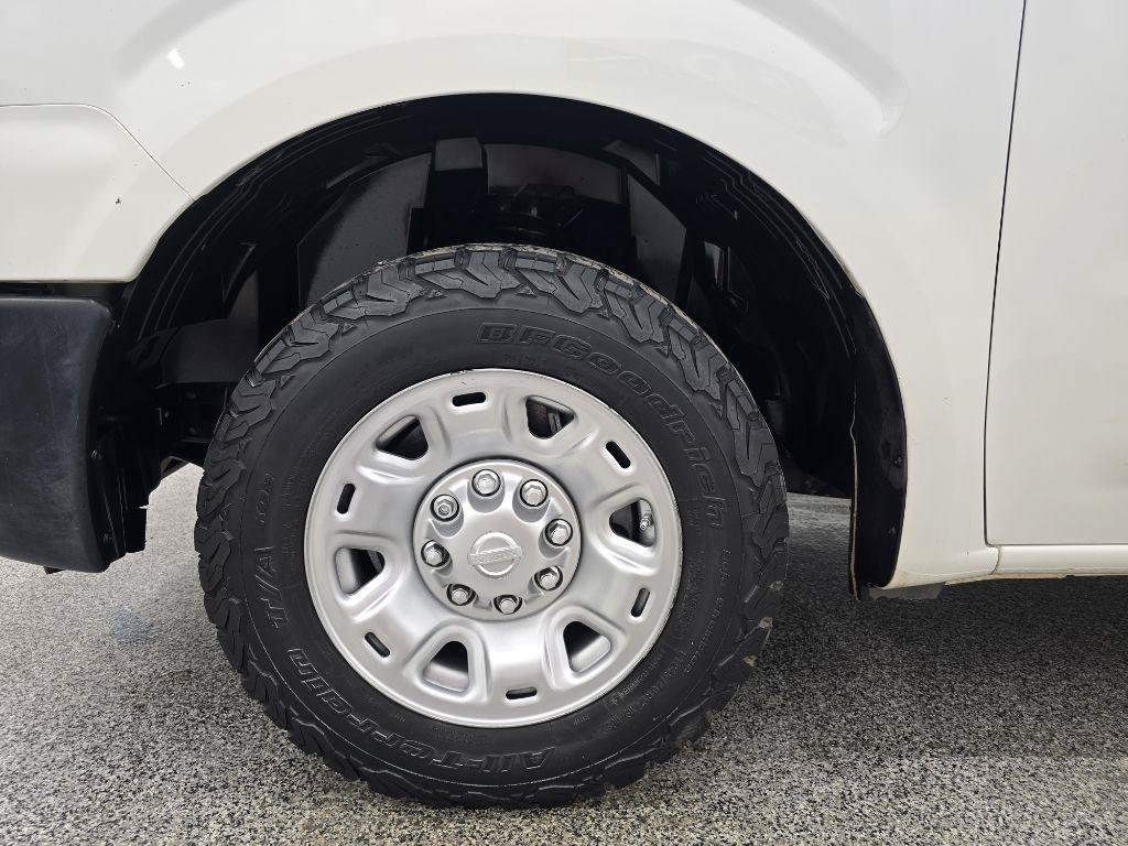 Used 2017 Nissan NV 2500 SV w/ Technology Package RWD image 23