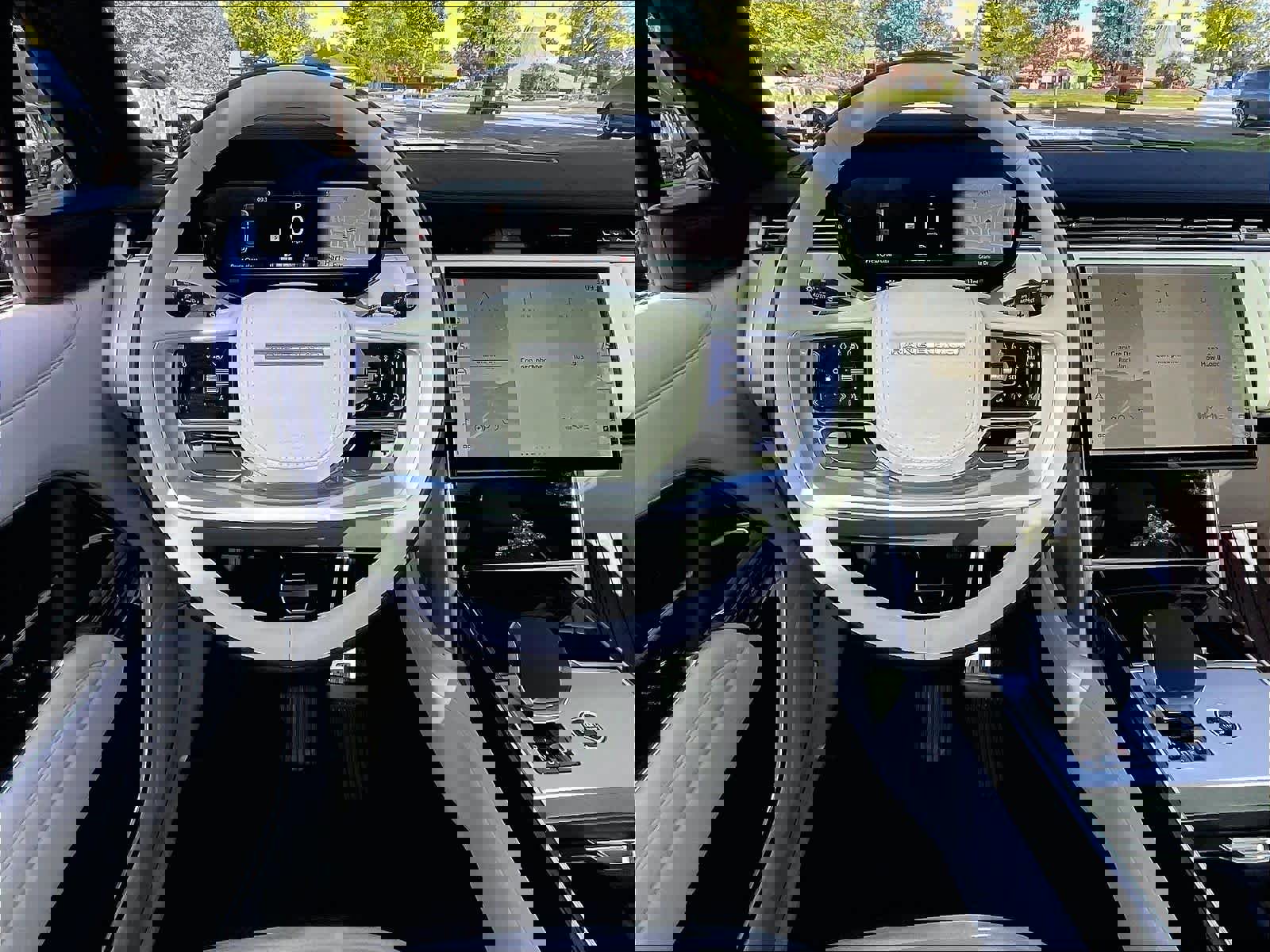 New 2026 Land Rover Range Rover SE AWD/4WD image 15