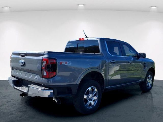 Used 2025 Ford Ranger Lariat w/ FX4 Off-Road Package AWD/4WD image 10