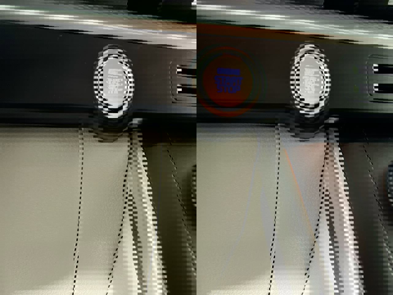 Certified 2024 Kia Carnival LX image 21