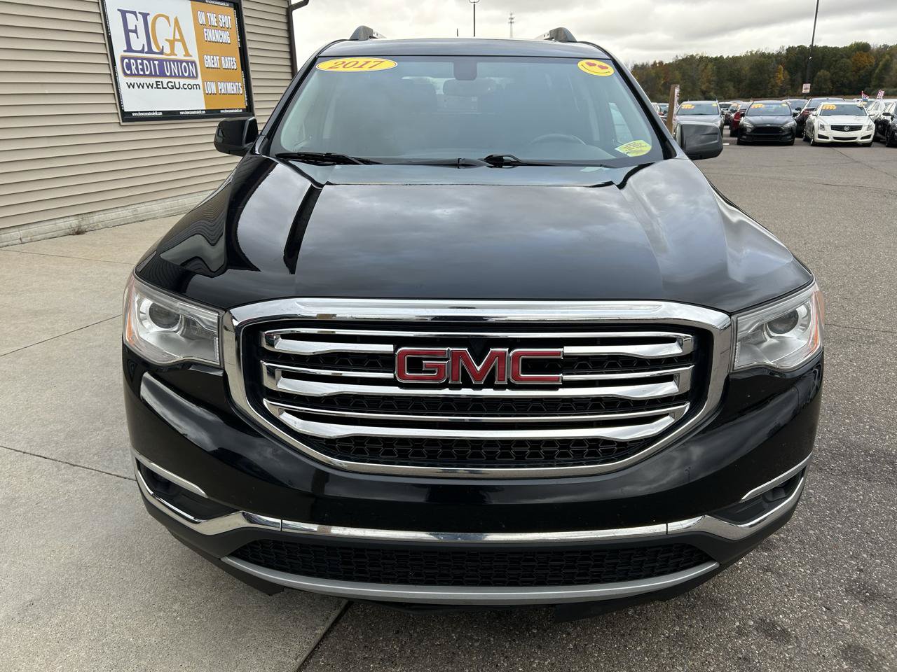 Used 2017 GMC Acadia SLT AWD/4WD image 2