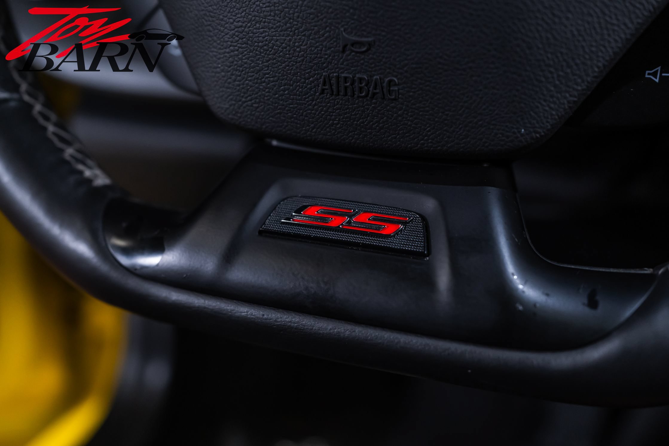 Used 2016 Chevrolet Camaro SS RWD image 32