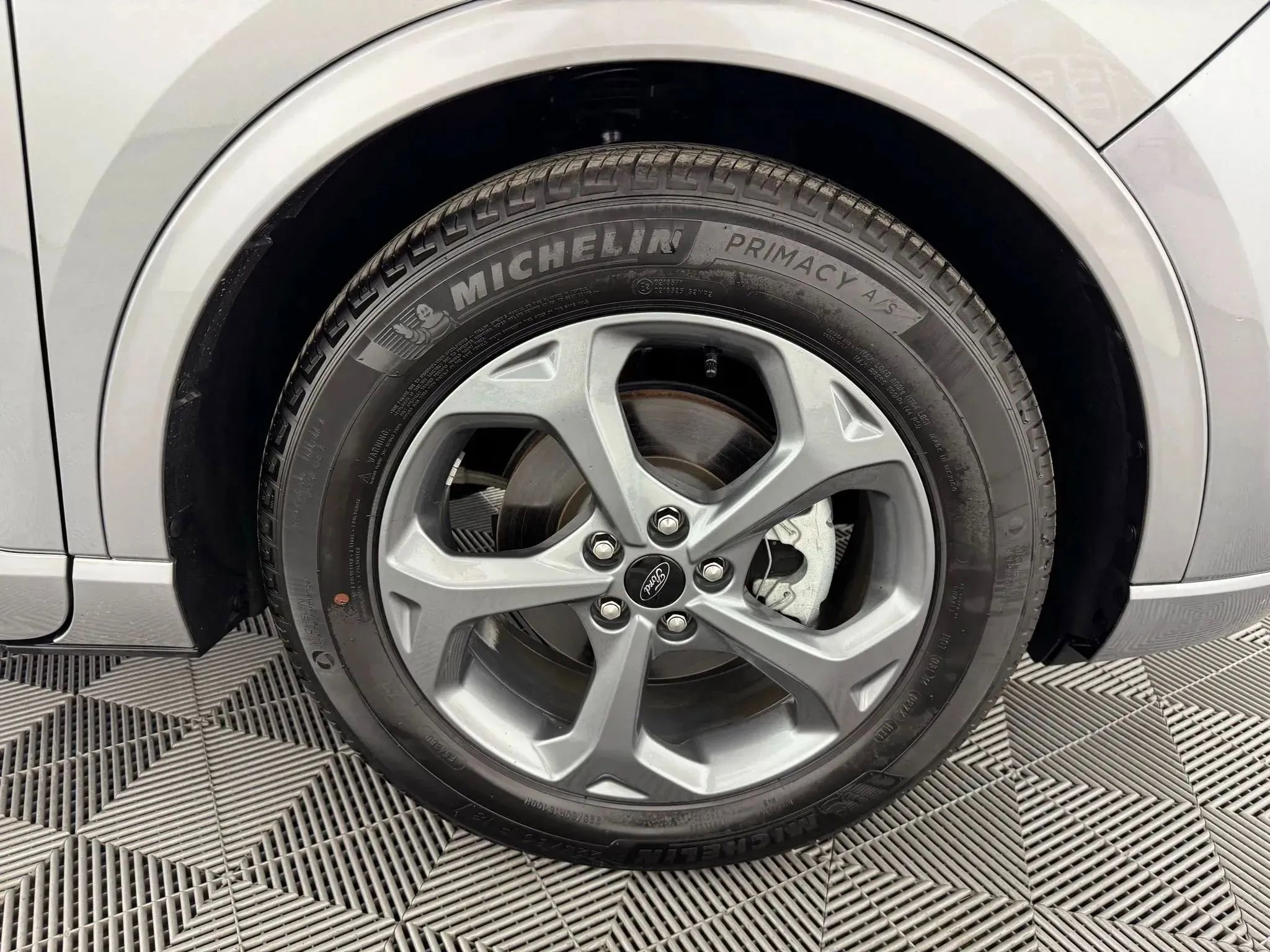 Used 2023 Ford Escape ST-Line image 46