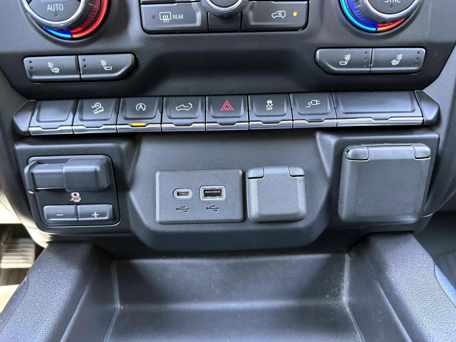Used 2021 Chevrolet Silverado 1500 LT Trail Boss w/ Convenience Package II AWD/4WD image 28