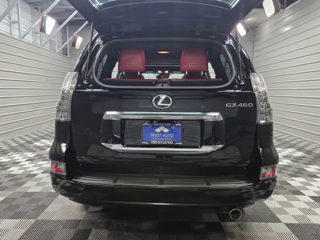 Used 2022 Lexus GX 460 Luxury w/ Accessory Package AWD/4WD image 10