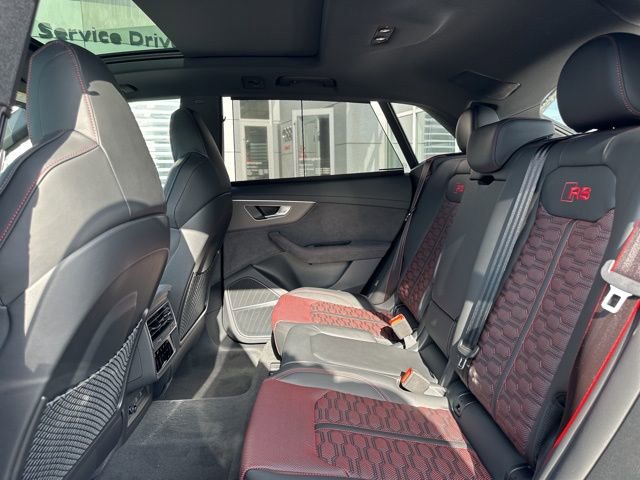 New 2025 Audi RS Q8 performance image 12