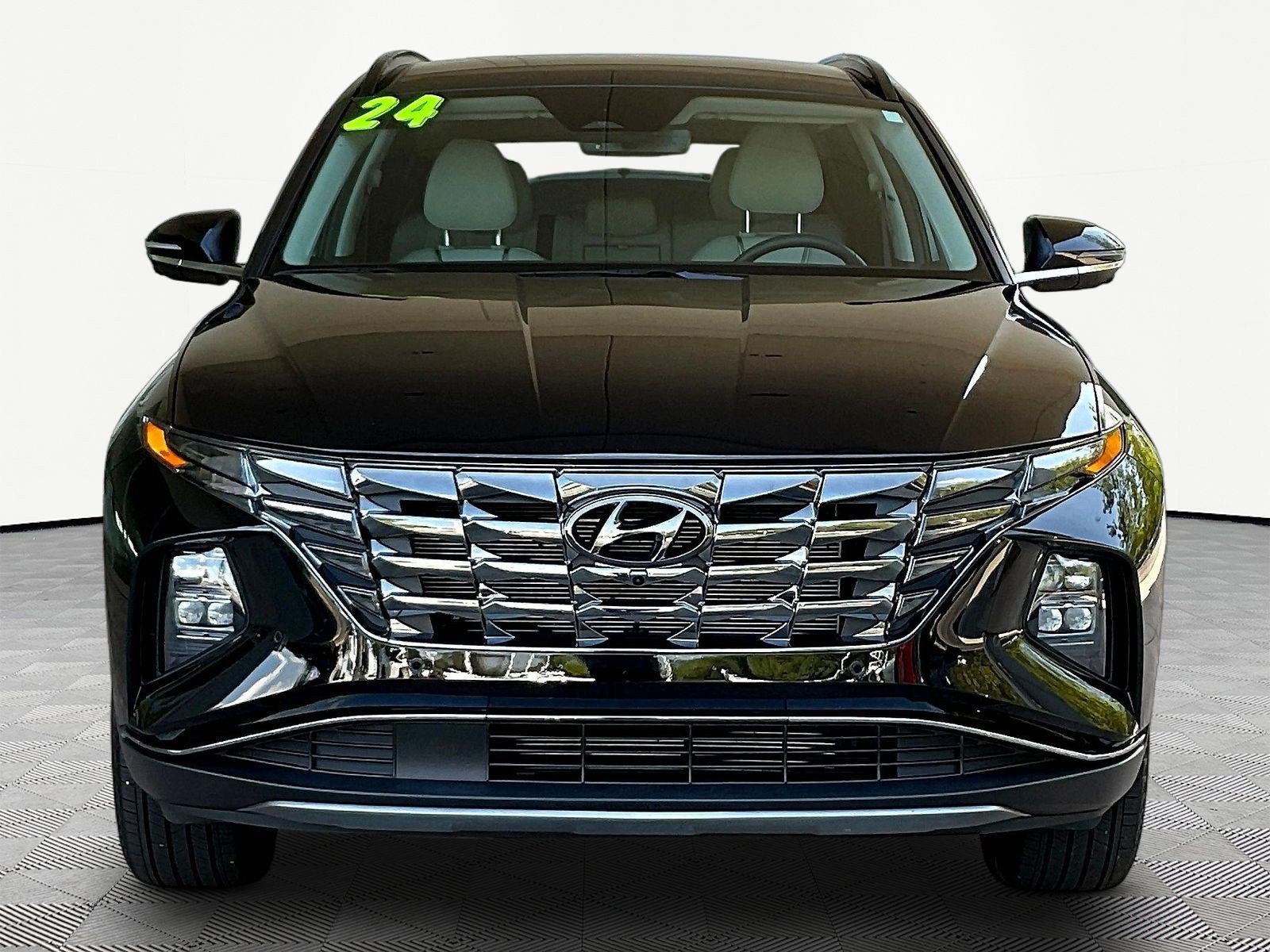 Used 2024 Hyundai Tucson Limited AWD/4WD image 2