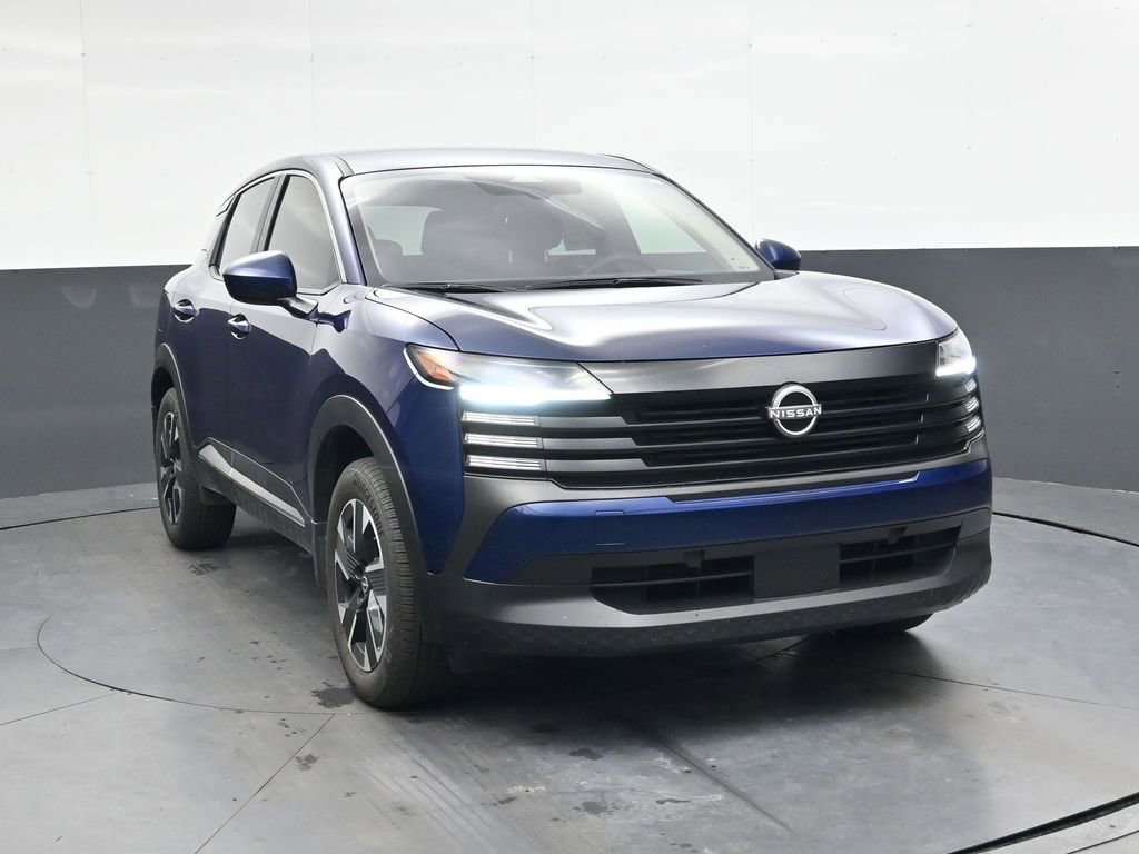 Certified 2025 Nissan Kicks SV image 2