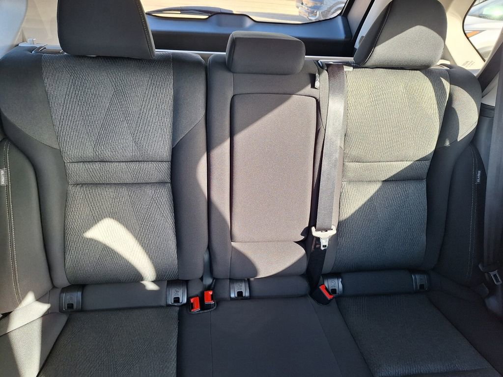 Certified 2025 Nissan Rogue SV image 26