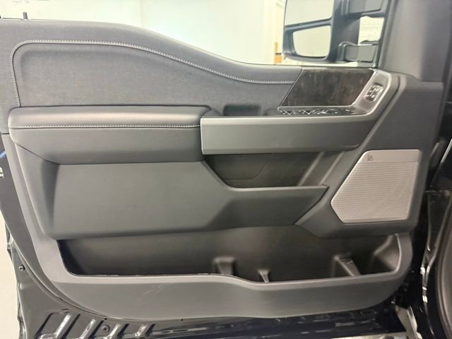 New 2026 Ford F250 4x4 Crew Cab Super Duty image 11