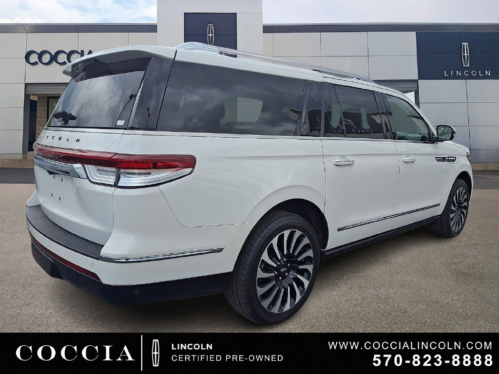 Certified 2024 Lincoln Navigator L Black Label AWD/4WD image 4