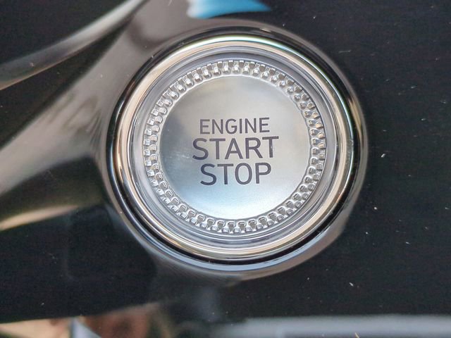 Certified 2025 Genesis G70 2.5T AWD/4WD image 27