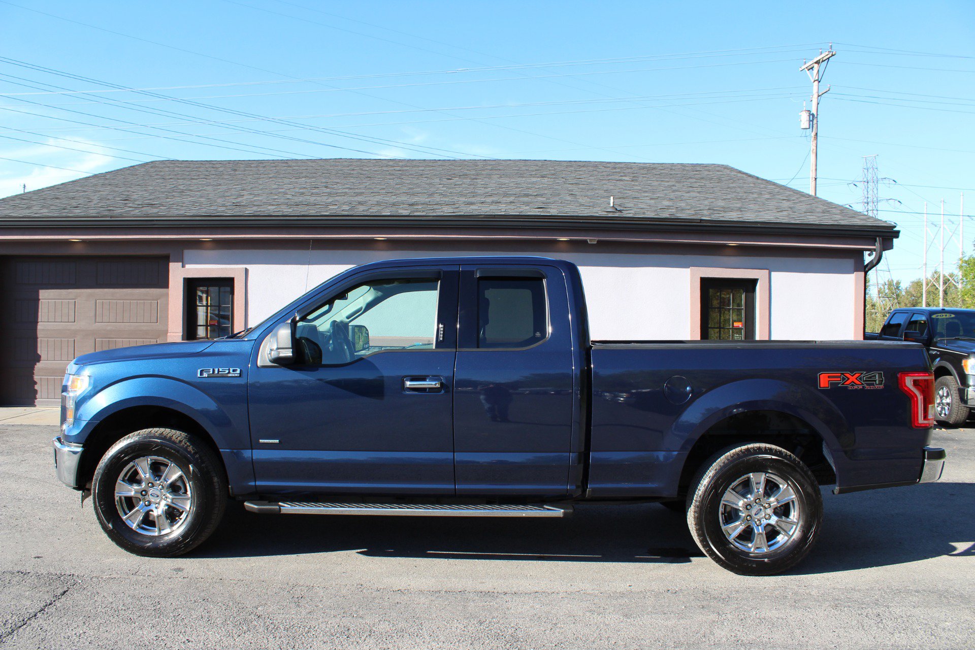 Used 2016 Ford F150 XLT w/ Equipment Group 302A Luxury AWD/4WD image 9