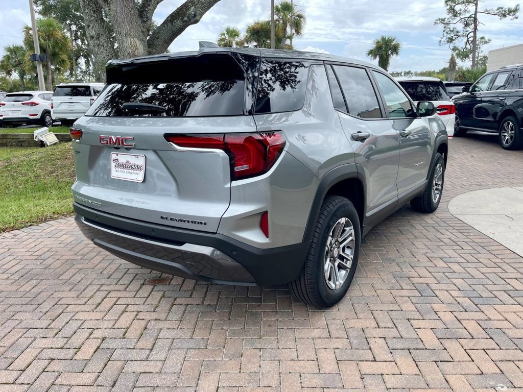 Used 2025 GMC Terrain Elevation image 6