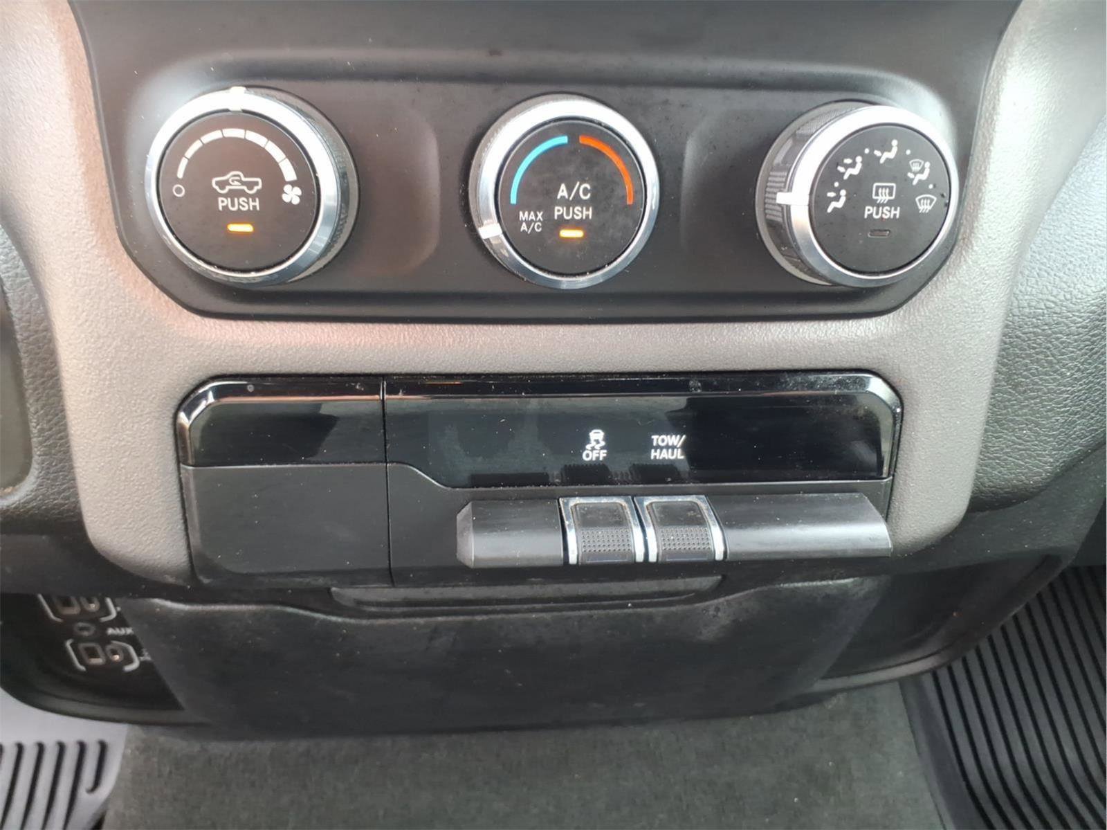 Used 2021 RAM 1500 Big Horn RWD image 21