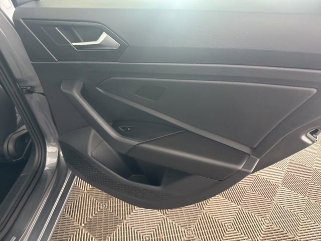 Used 2024 Volkswagen Jetta SE image 24