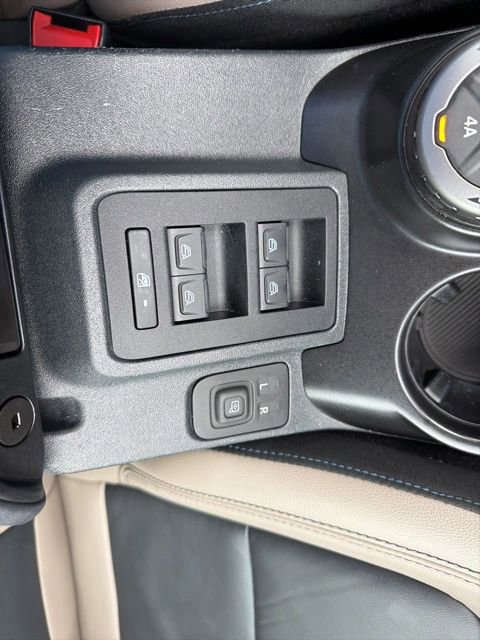 Certified 2022 Ford Bronco Wildtrak AWD/4WD image 32
