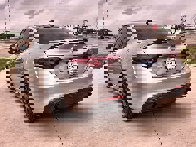 Used 2020 Alfa Romeo Giulia Ti w/ Nero Edizione image 5