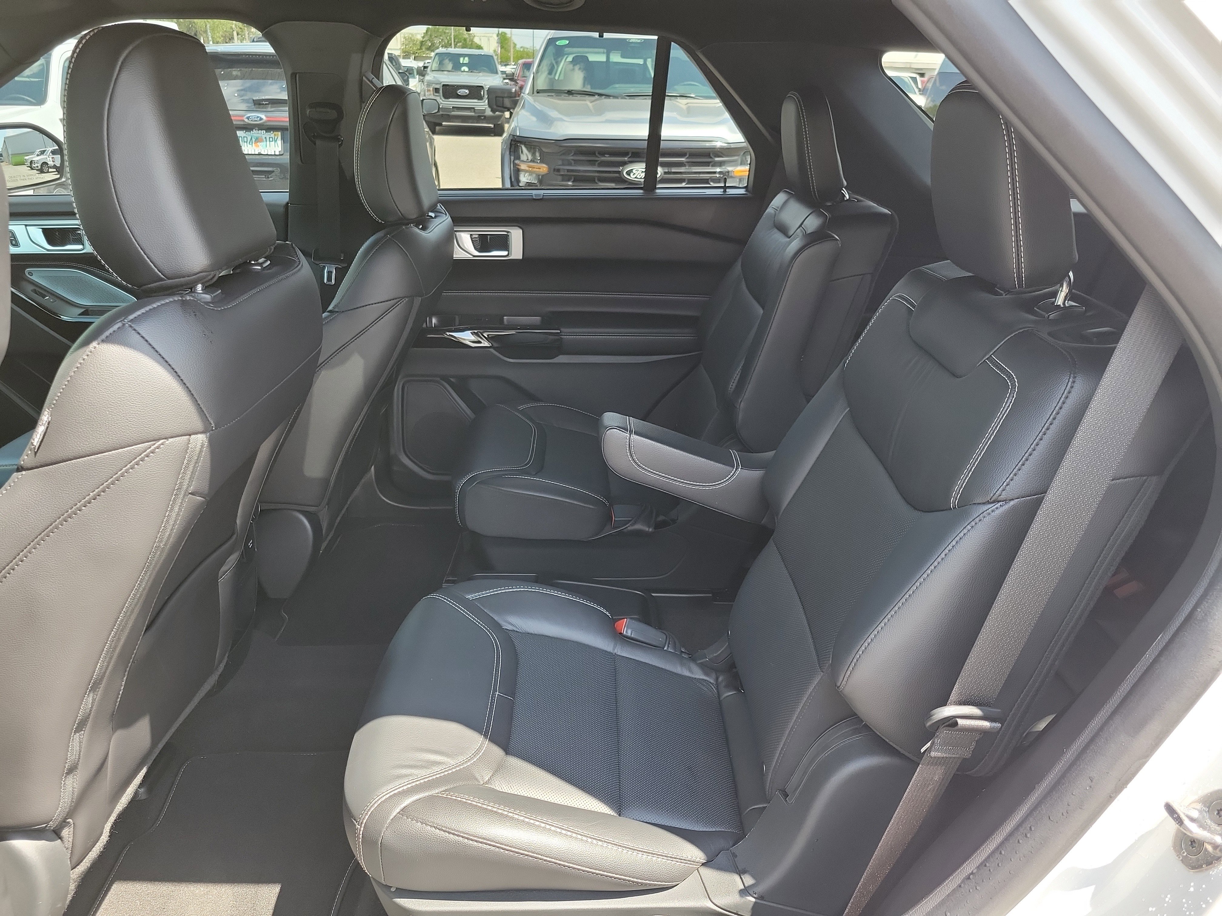 Used 2021 Ford Explorer ST w/ Equipment Group 401A AWD/4WD image 15