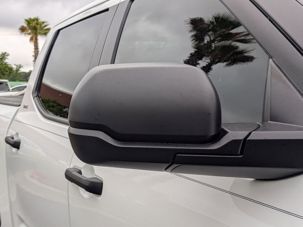 Used 2025 Toyota Tundra SR5 AWD/4WD image 13