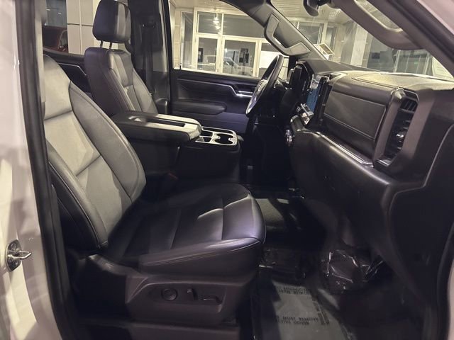 Used 2025 GMC Sierra 1500 SLT image 32