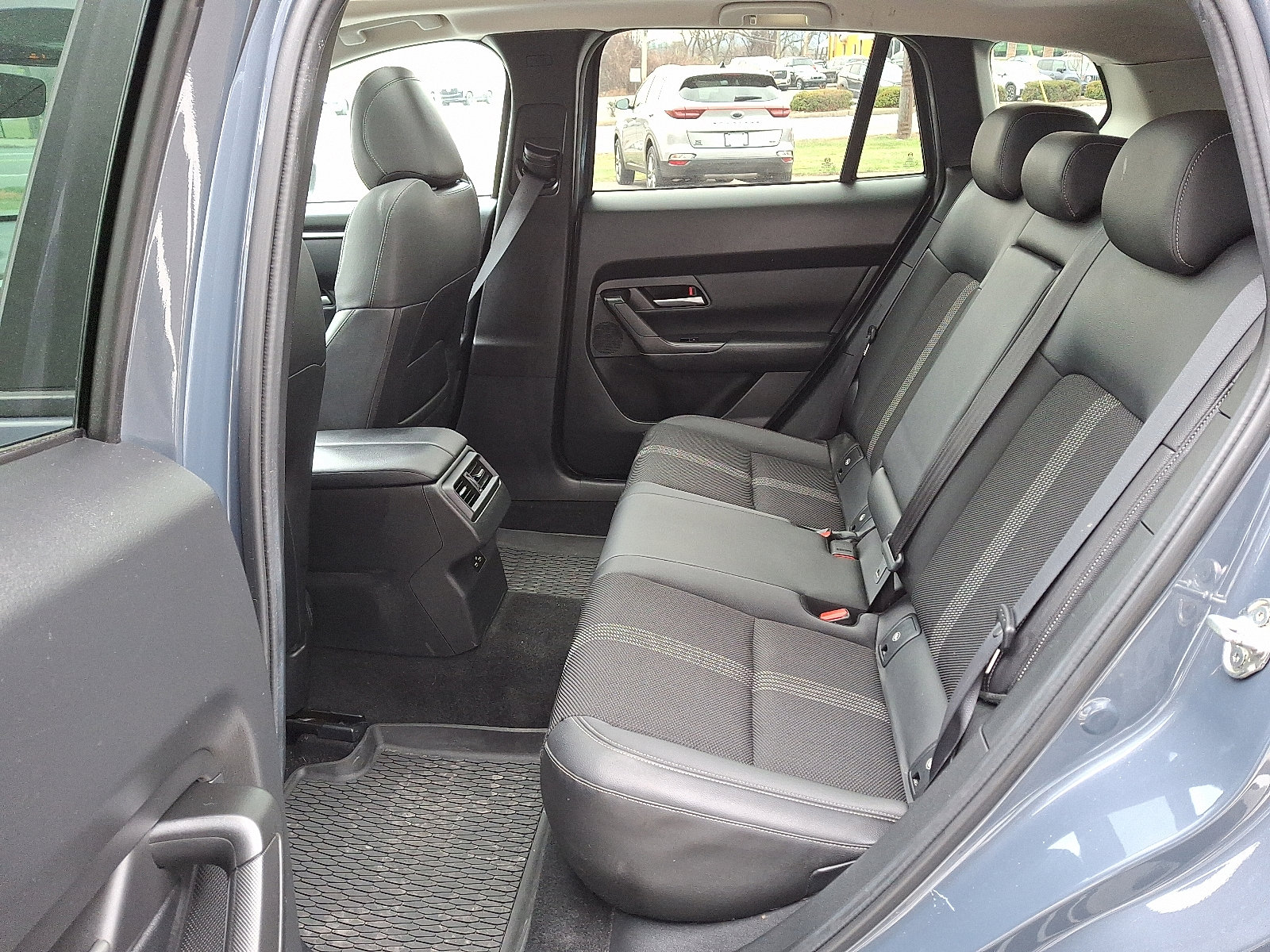 Used 2023 MAZDA CX-50 2.5 S w/ Preferred Plus Pkg image 10