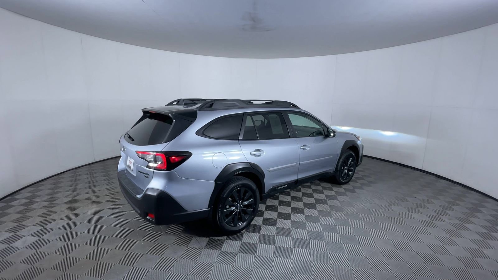 Certified 2024 Subaru Outback Onyx Edition XT AWD/4WD image 8