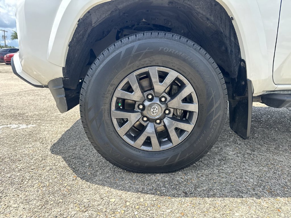 Used 2023 Toyota Tacoma SR5 RWD image 12