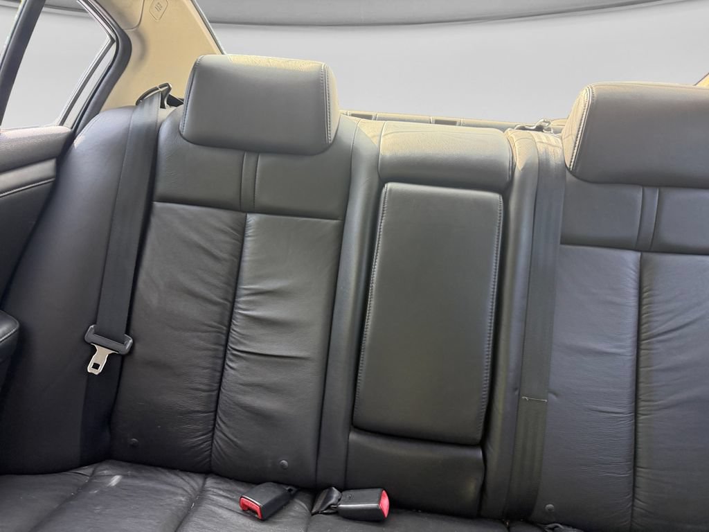 Used 2007 Nissan Altima 3.5 SL w/ Technology Pkg FWD image 33