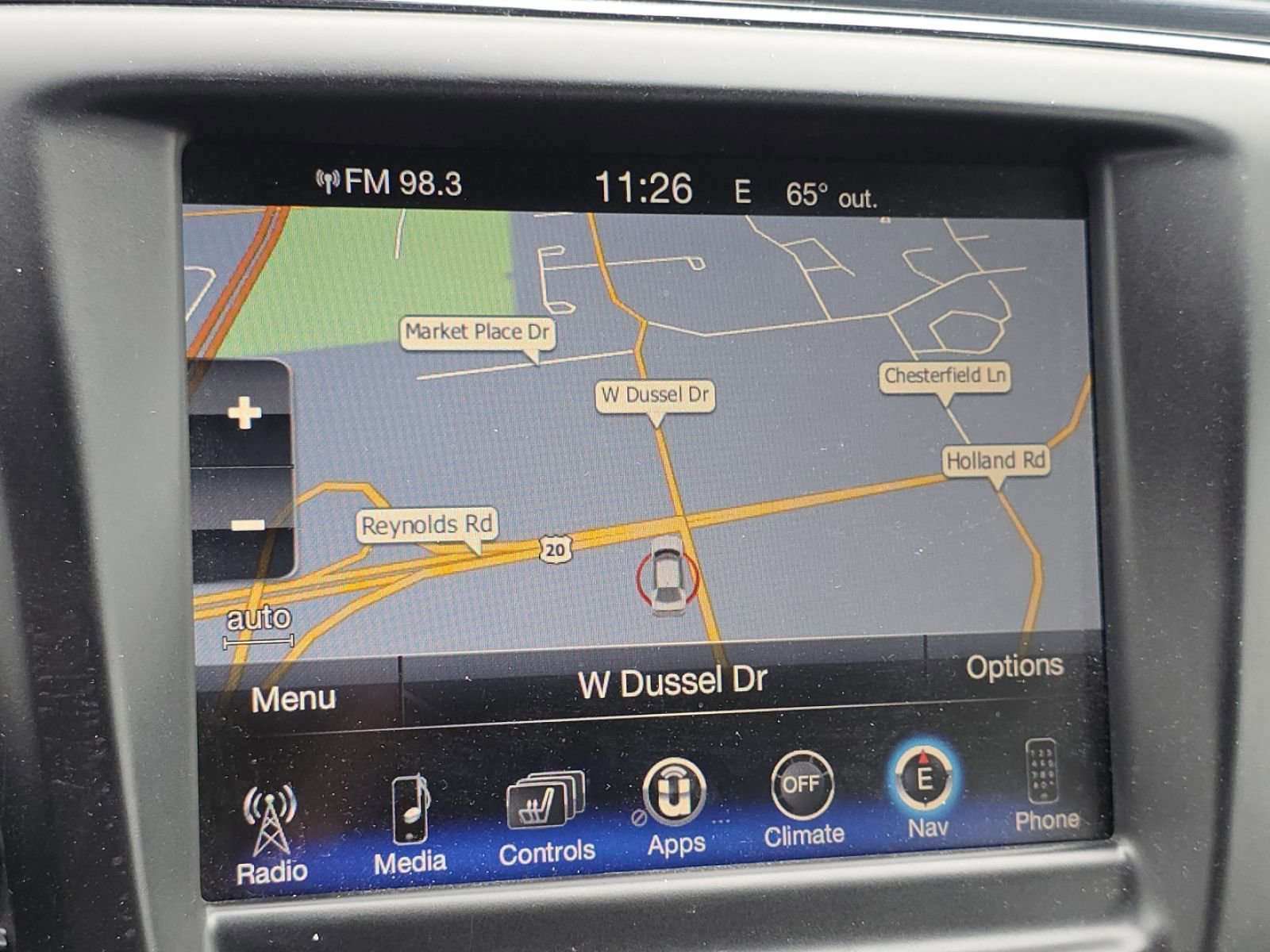 Used 2015 Chrysler 200 S w/ Navigation & Sound Group I image 3