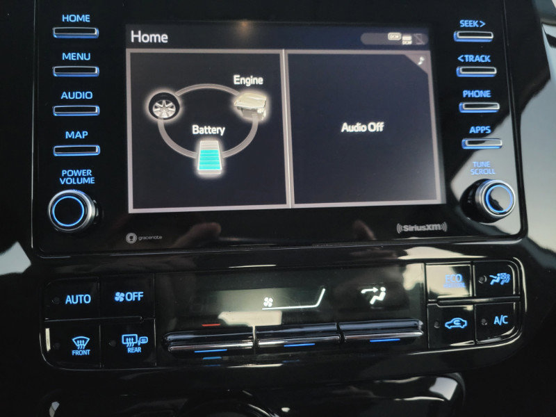 Used 2022 Toyota Prius LE FWD image 34