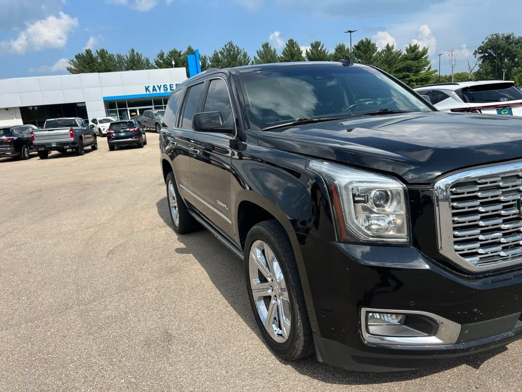 Used 2018 GMC Yukon Denali w/ Denali Ultimate Package AWD/4WD image 12