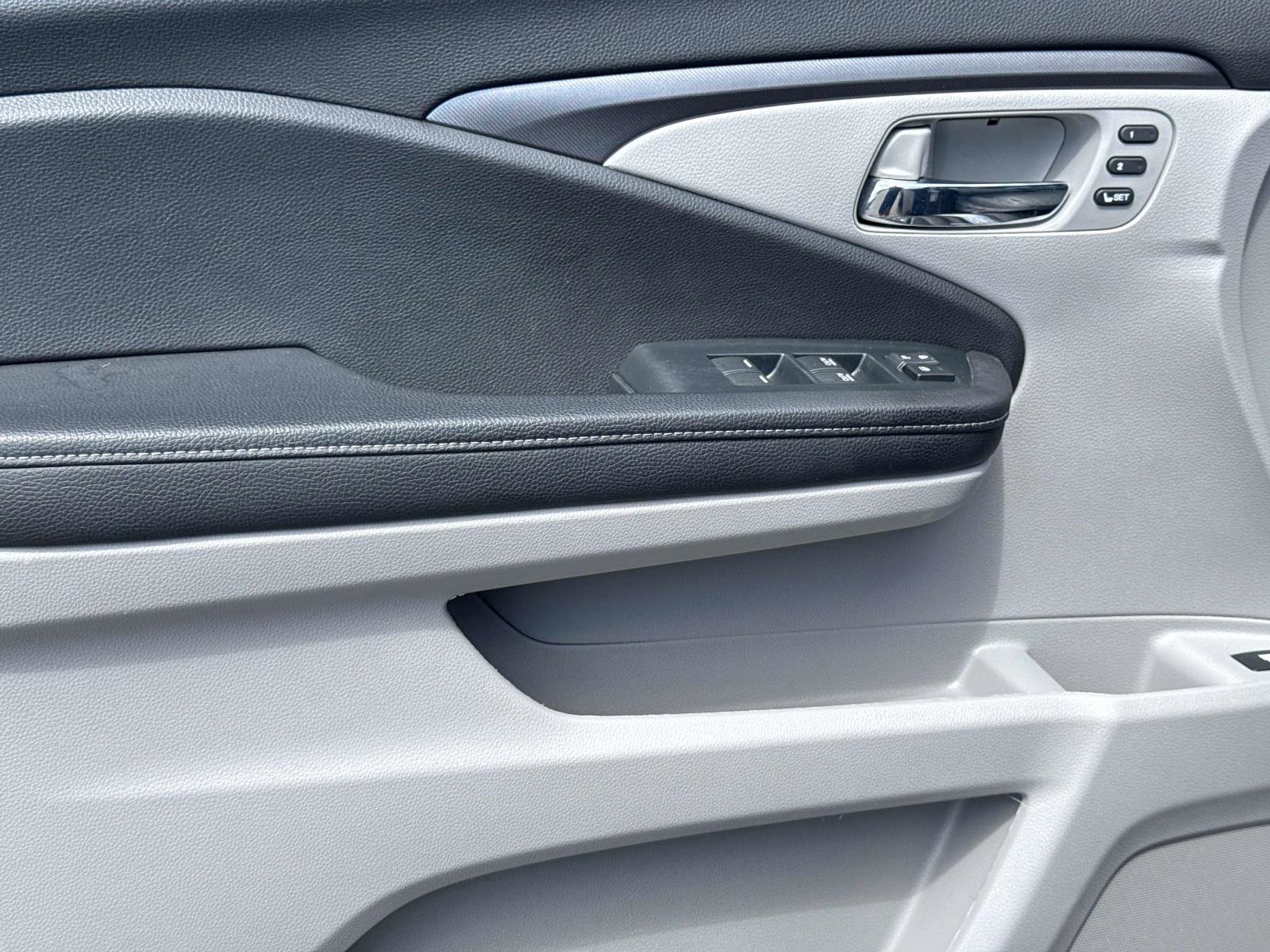 Certified 2023 Honda Ridgeline RTL image 17