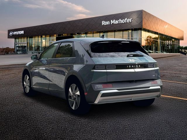 New 2025 Hyundai Ioniq 5 SE image 5