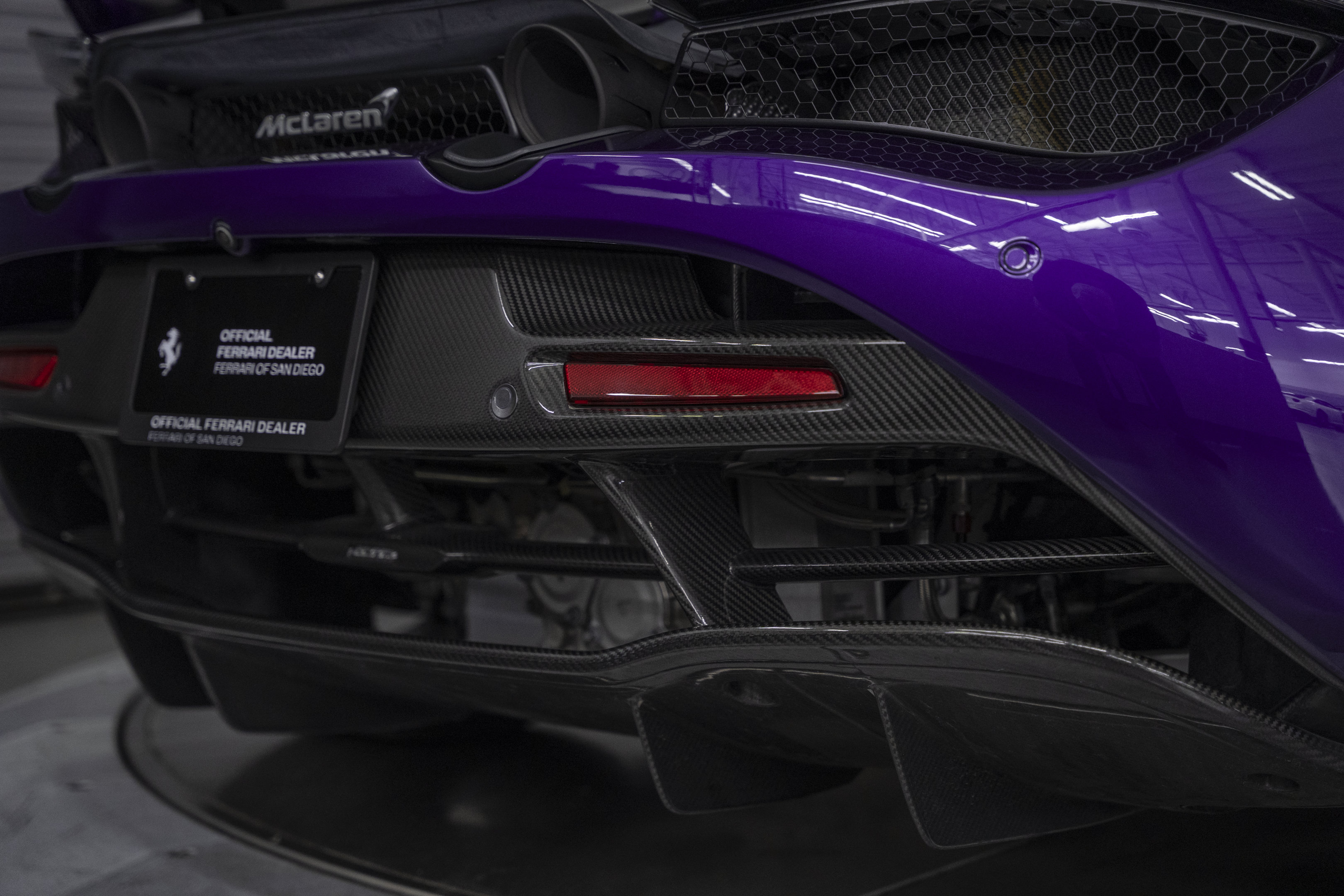 Used 2022 McLaren 720S Spider RWD image 17