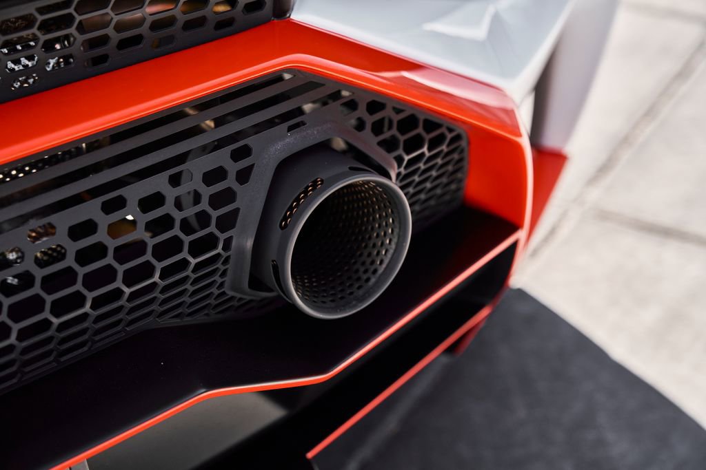 Used 2024 Lamborghini Huracan STO RWD image 20