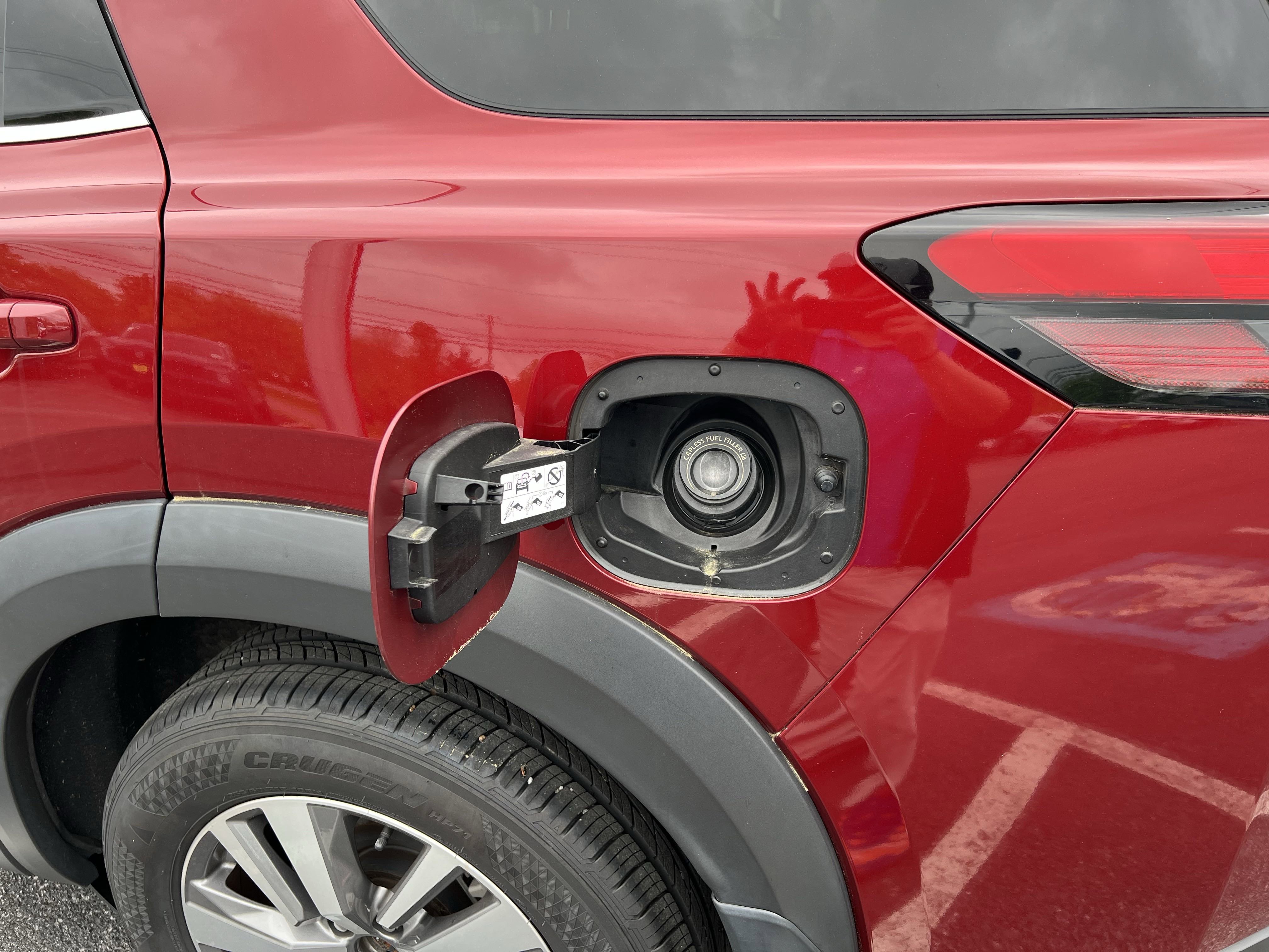 Used 2022 Nissan Pathfinder SL image 8